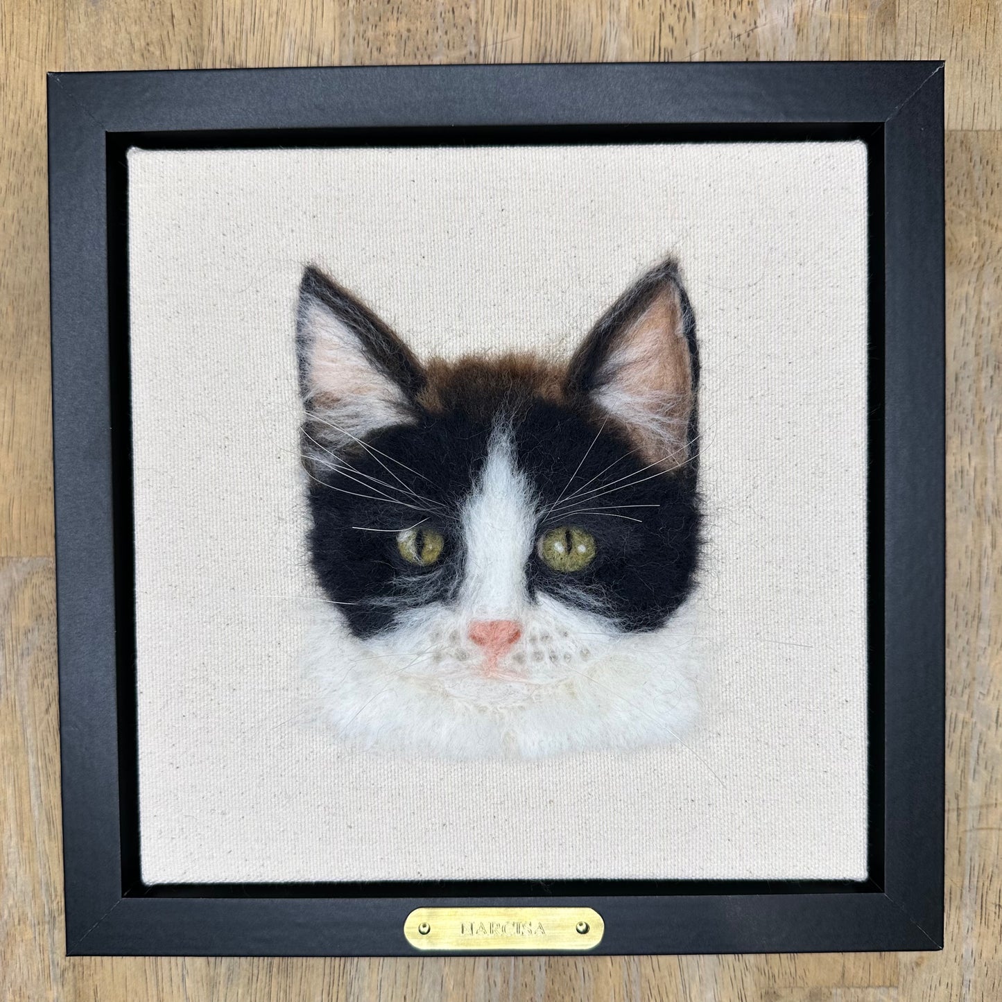 Single Pet Portrait – Custom Wool Art with Name Plate
